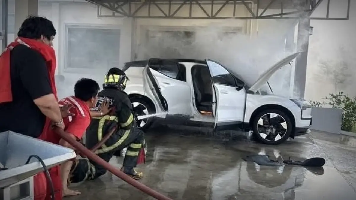 Volvo แจงด่วน รถรุ่น EX30 ไฟไหม้วอด ถูกจี้เรียกคืน 1,668 คันในไทย ฟ้องแพ่งคืนเงิน 45 ราย