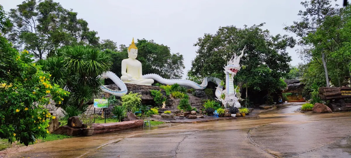 แดนธรรมกั้น...สะพานหินอุบลรัตน์