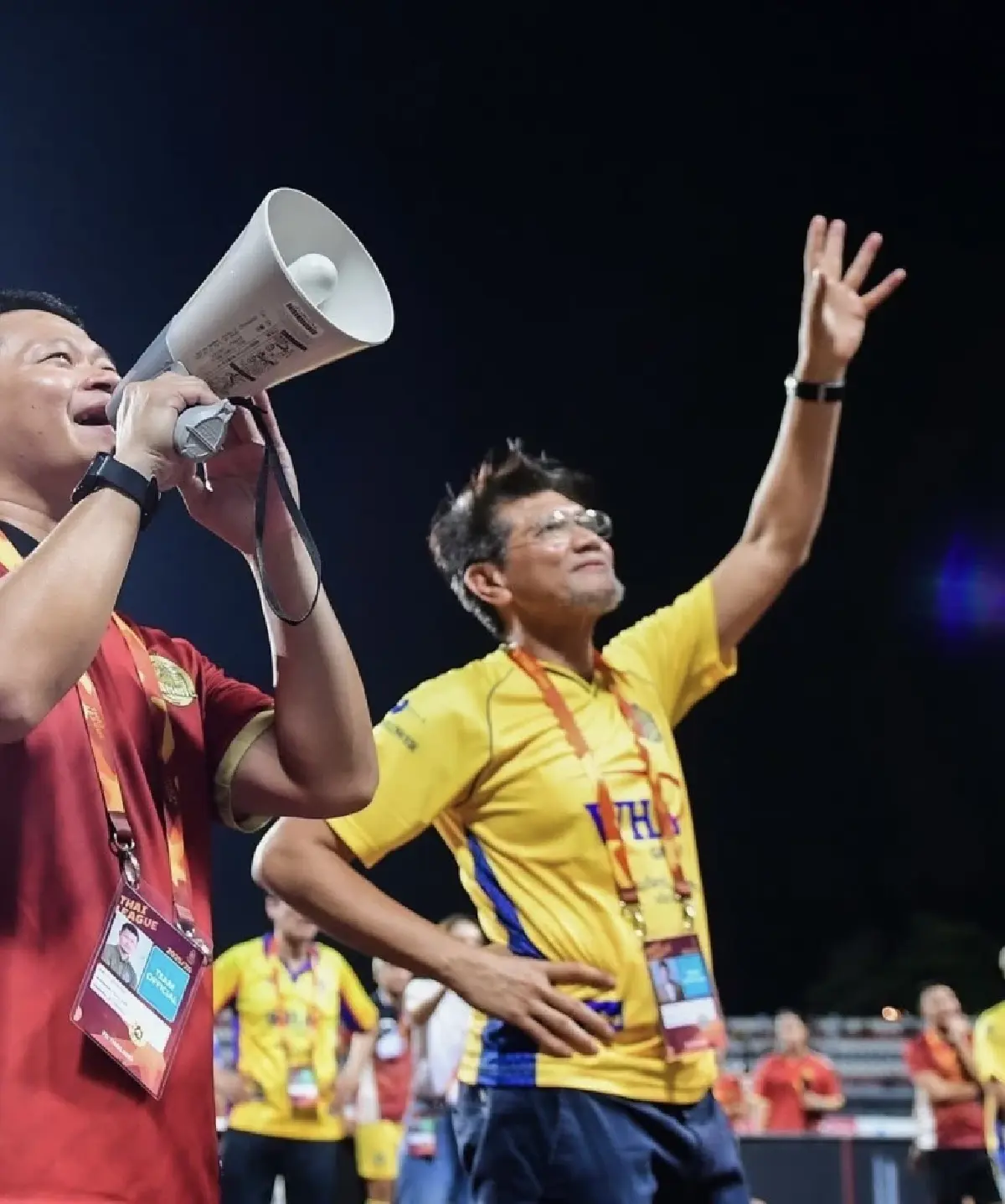ศึกลูกหนัง 'บ้านใหญ่' ผ่าสังเวียน 'ไทยลีก' การเมือง 69