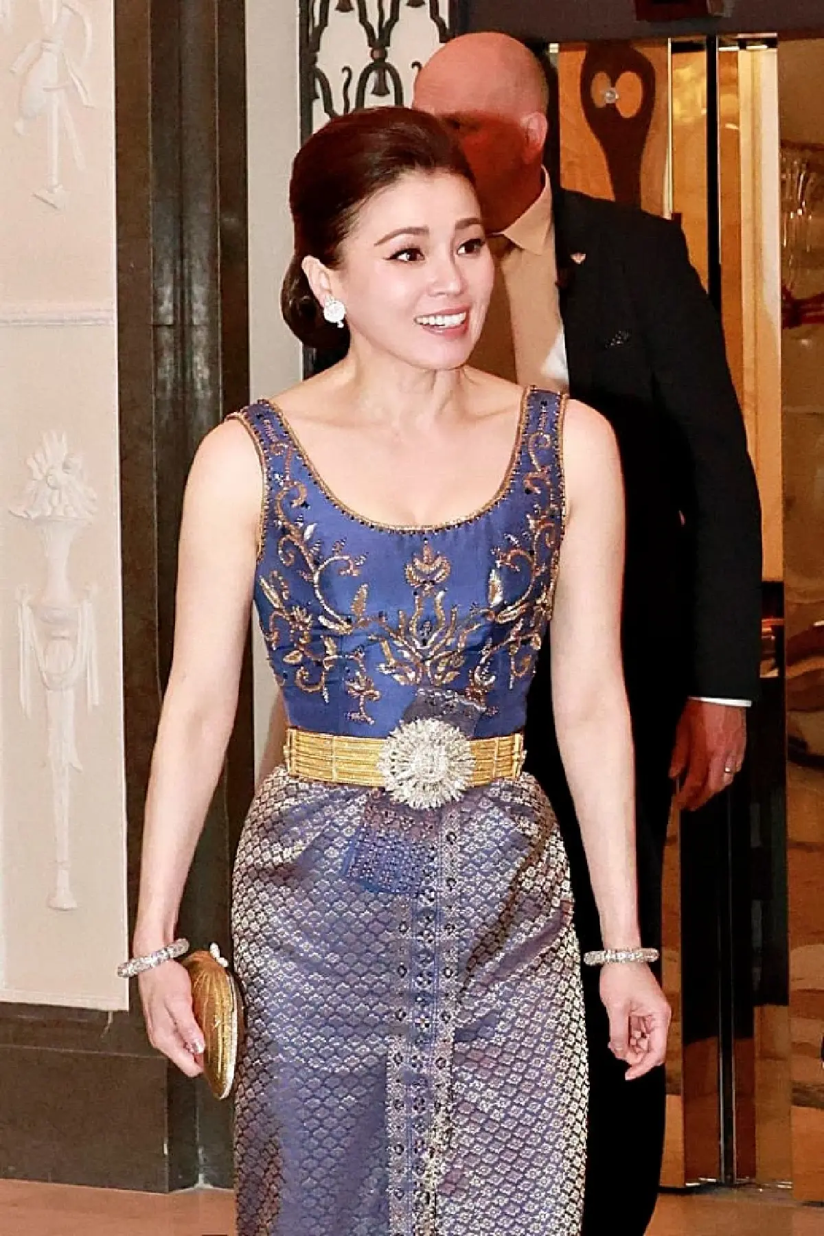ชวนประชาชนร่วมลงนามถวายพระพรชัยมงคล “พระราชินี” เฉลิมพระชนมพรรษา 4 รอบ