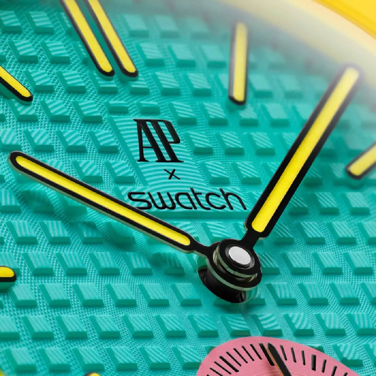AP x Swatch 'Royal Pop' นาฬิกาพก 8 สีสุดป๊อป เคาะราคา 400 ดอลลาร์
