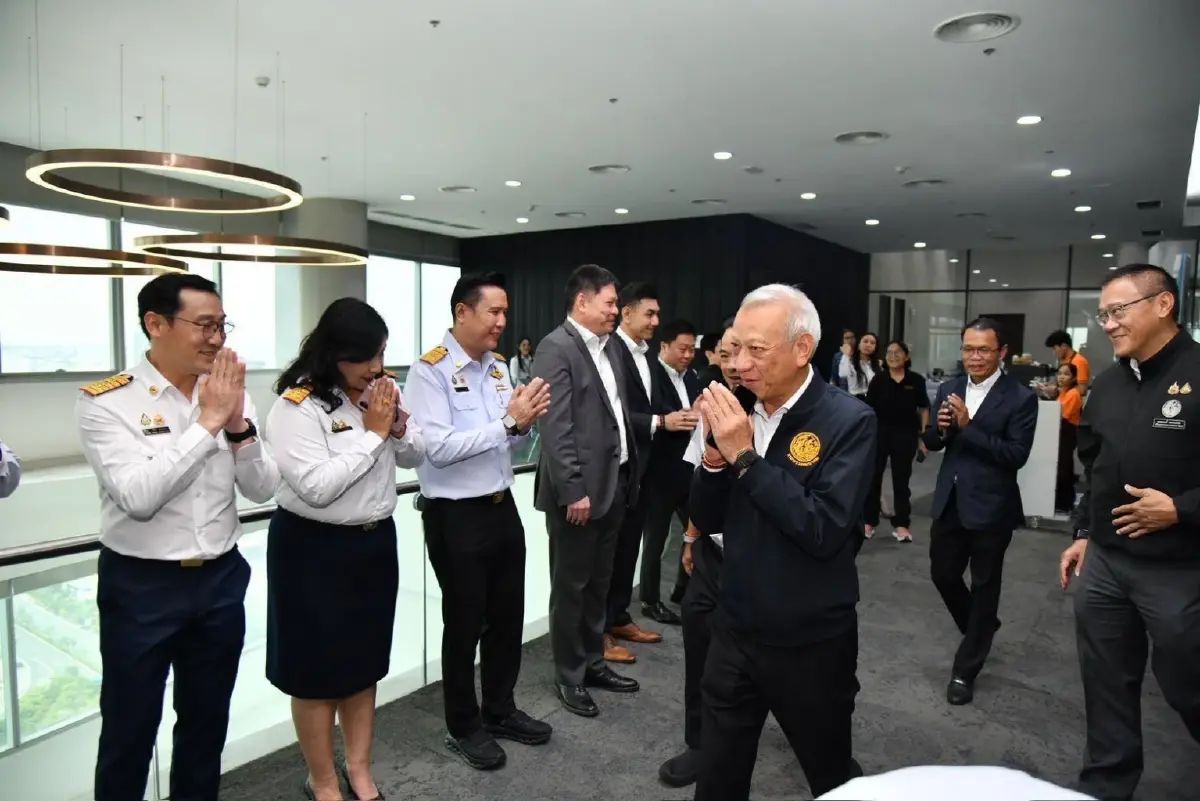 ‘พิพัฒน์’ เตรียมเปิดเวที ถกปม Double Deck แลกสัมปทาน BEM 22 ปี 5 เดือน