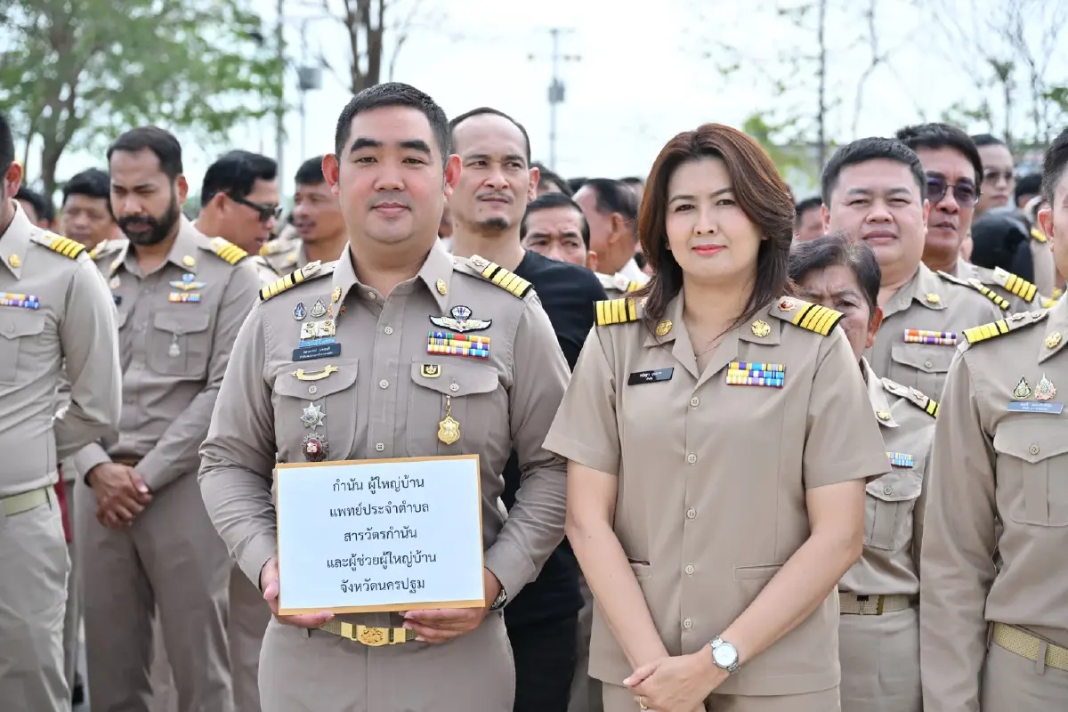 500 กำนัน-ผู้ใหญ่บ้าน ร้องผู้ว่าฯนครปฐม ลั่นปกป้องศักดิ์ศรี