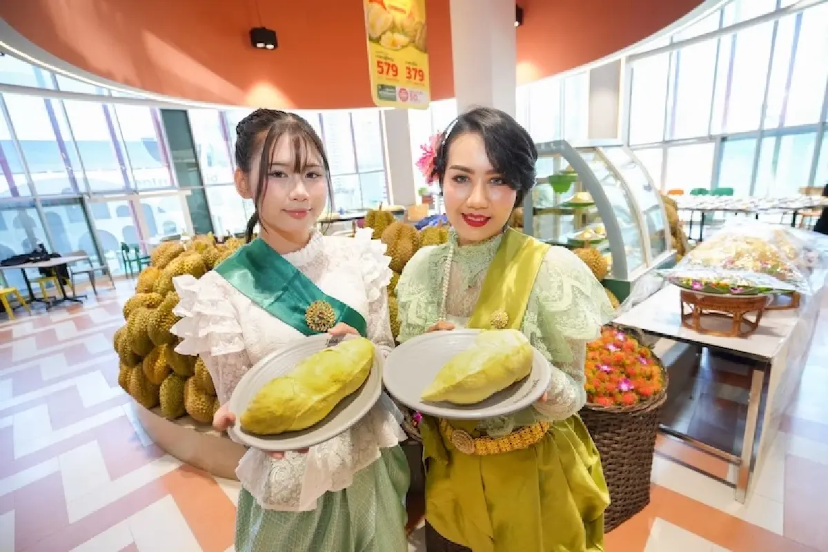 ‘บิ๊กซี’ หนุนเกษตรกร เปิดพื้นที่เสิร์ฟผลไม้สดจากสวน พร้อมบุฟเฟต์ทุเรียน เอาใจสายกิน