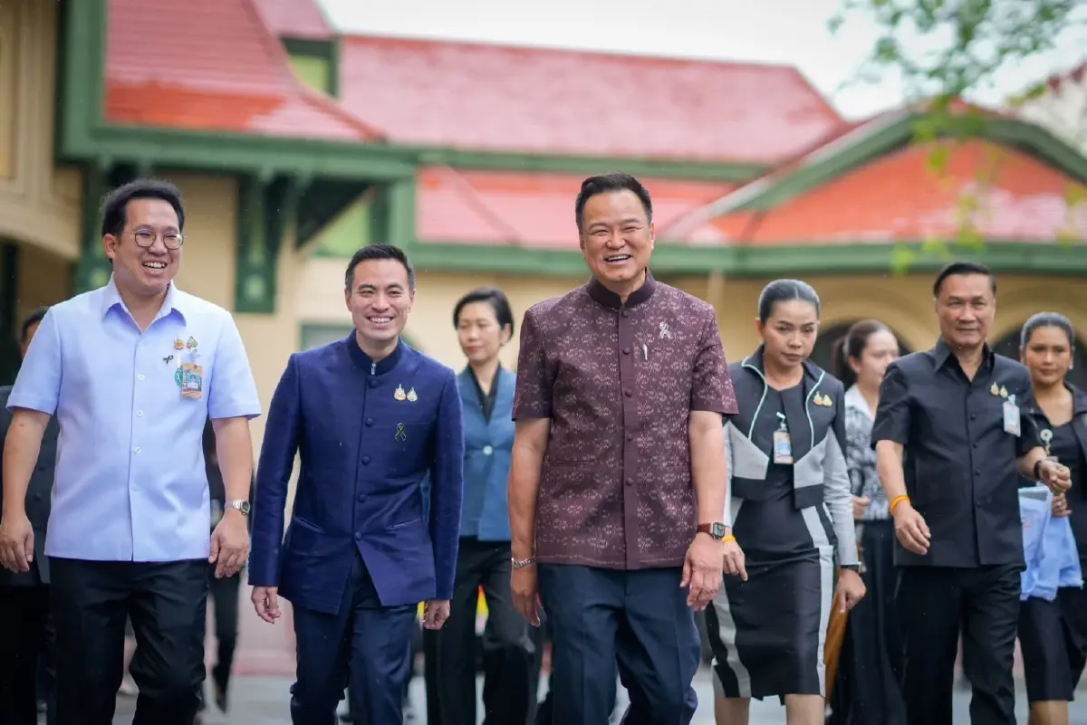 ถอดรหัสตั้งบอร์ด ‘ค่ายแดง’ จับตา ‘2 นาย’ กุมอำนาจหลังม่าน
