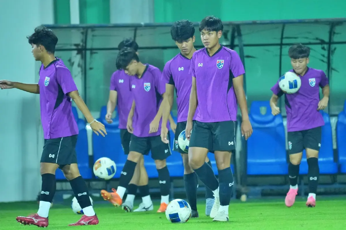 LIVE 🔴 ถ่ายทอดสดฟุตบอล 'ทีมชาติไทย พบ เมียนมา' ดูบอลสด U17 ชิงแชมป์เอเชีย 2026