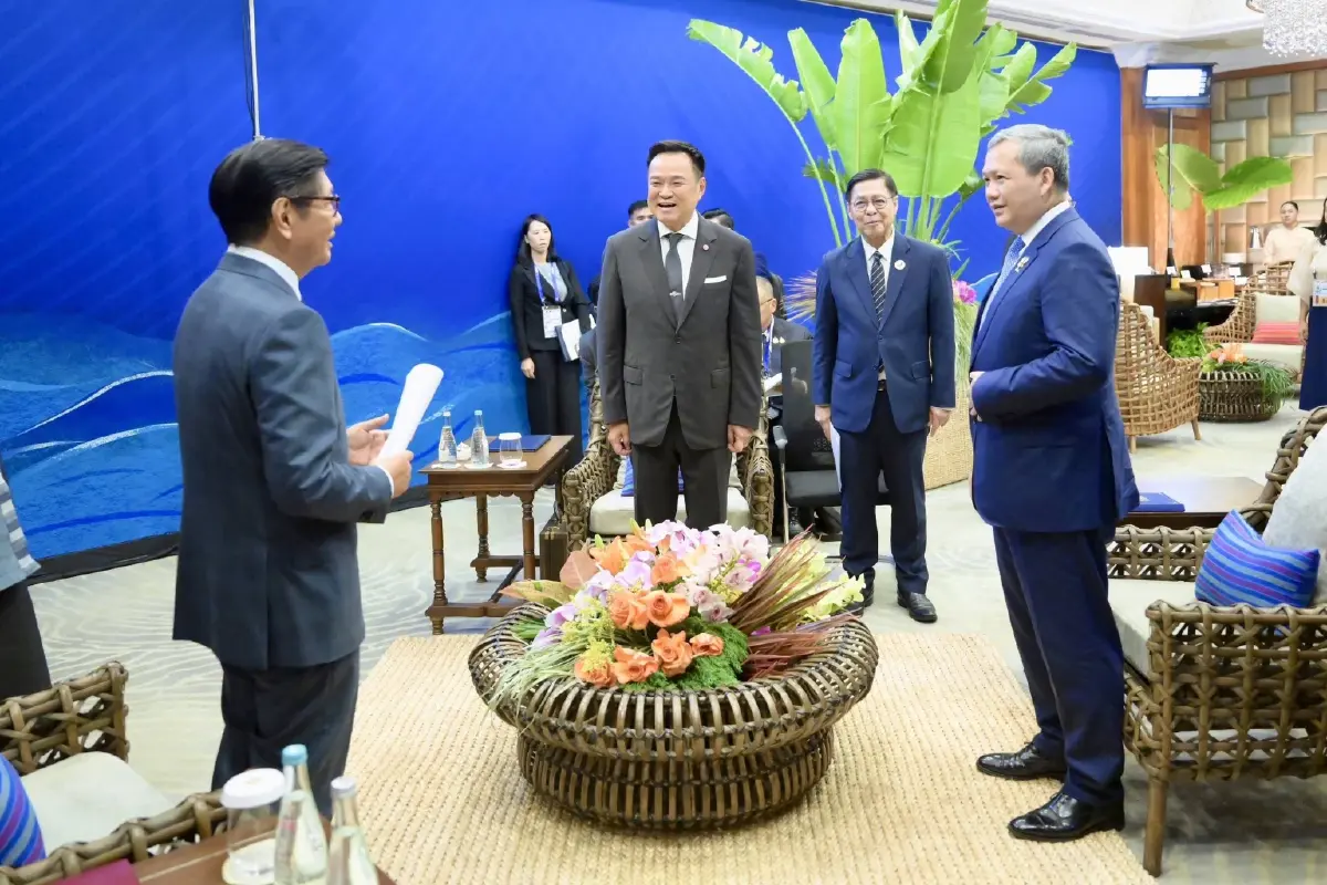 ‘อนุทิน’ ถก‘ฮุน มาเนต’ เย็นนี้ ปูทางฟื้นสัมพันธ์ไทย-กัมพูชา ทีละขั้น