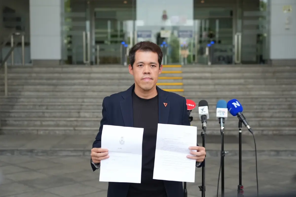 'ปกรณ์วุฒิ' ไป ป.ป.ช. ขีด 15 วัน ขอเอกสารสำนวนคดีหุ้น 'ศักดิ์สยาม'