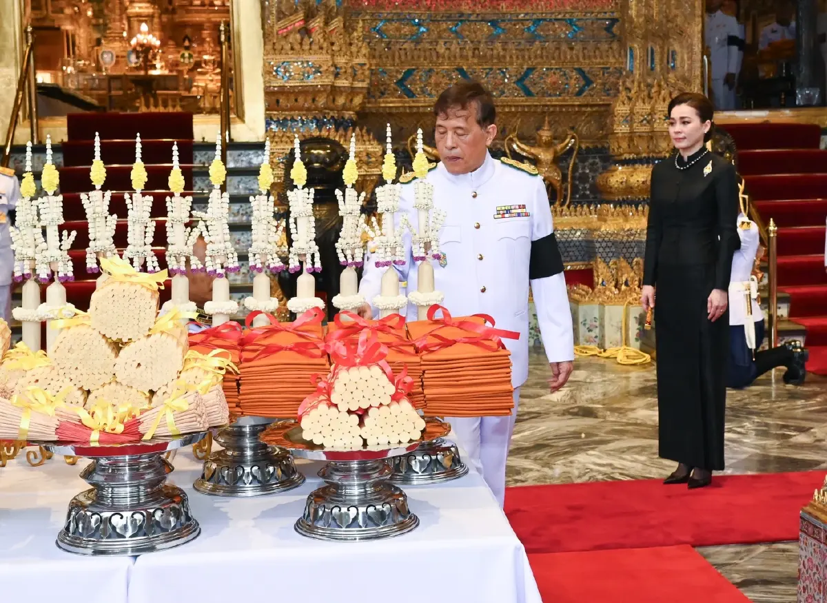ในหลวง พระราชินี เสด็จฯ ตั้งเปรียญพระภิกษุ-สามเณร พระราชพิธีทรงบำเพ็ญพระราชกุศลวิสาขบูชา 2569
