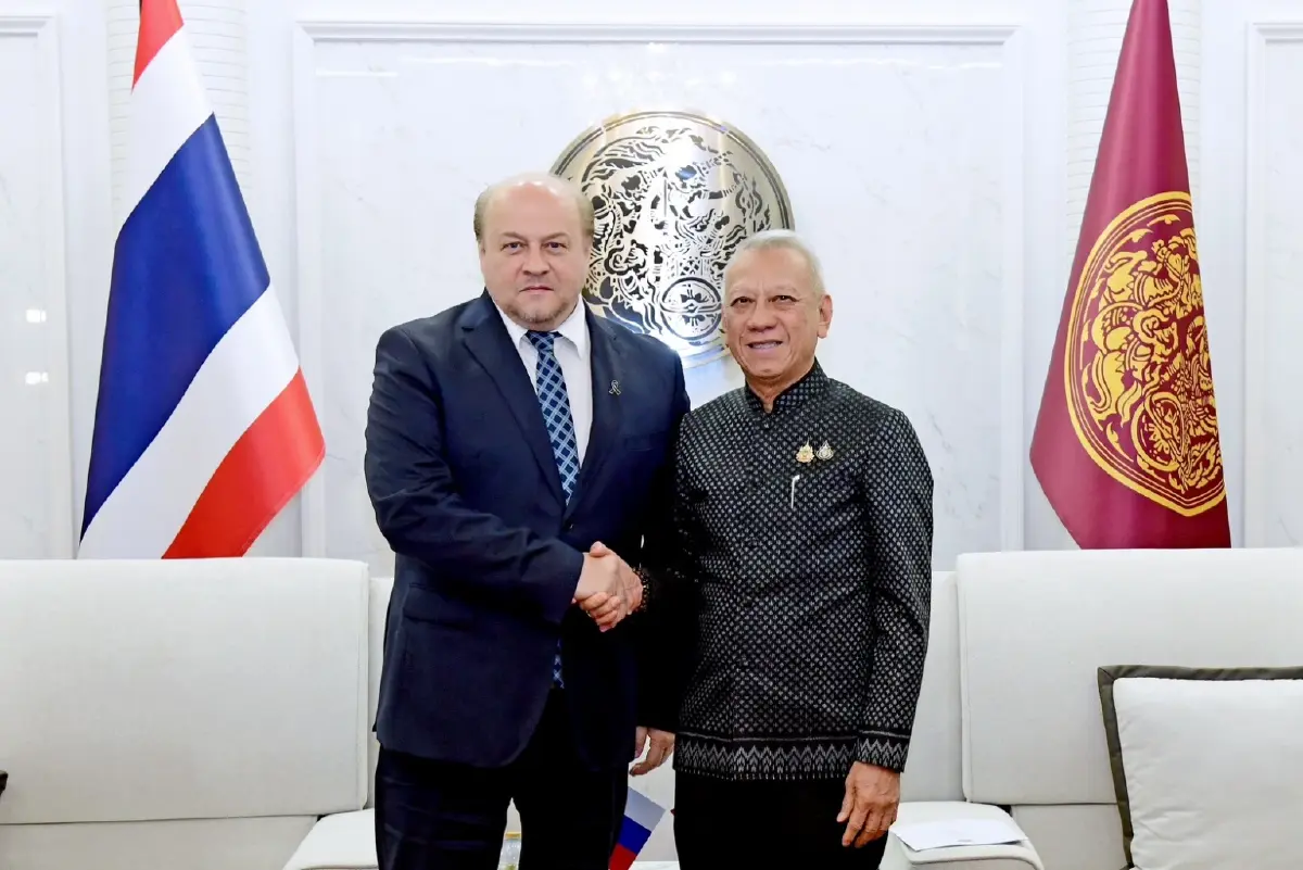 'พิพัฒน์' หารือทูตรัสเซีย วางกรอบความร่วมมือ MOI คมนาคม
