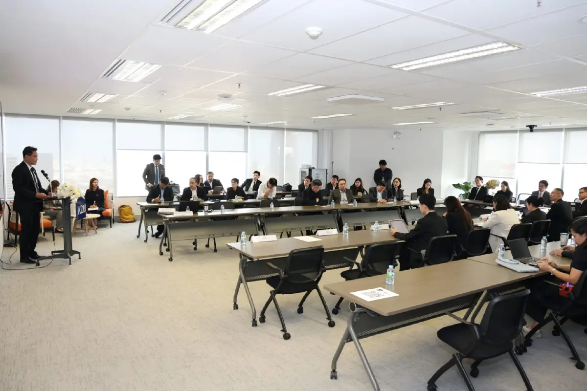 ‘สภาพัฒน์ - ADB’ หนุนเปลี่ยนโครงสร้างศก.ไทย ดันพลังงานสะอาด – ห่วงโซ่ฯแร่หายาก