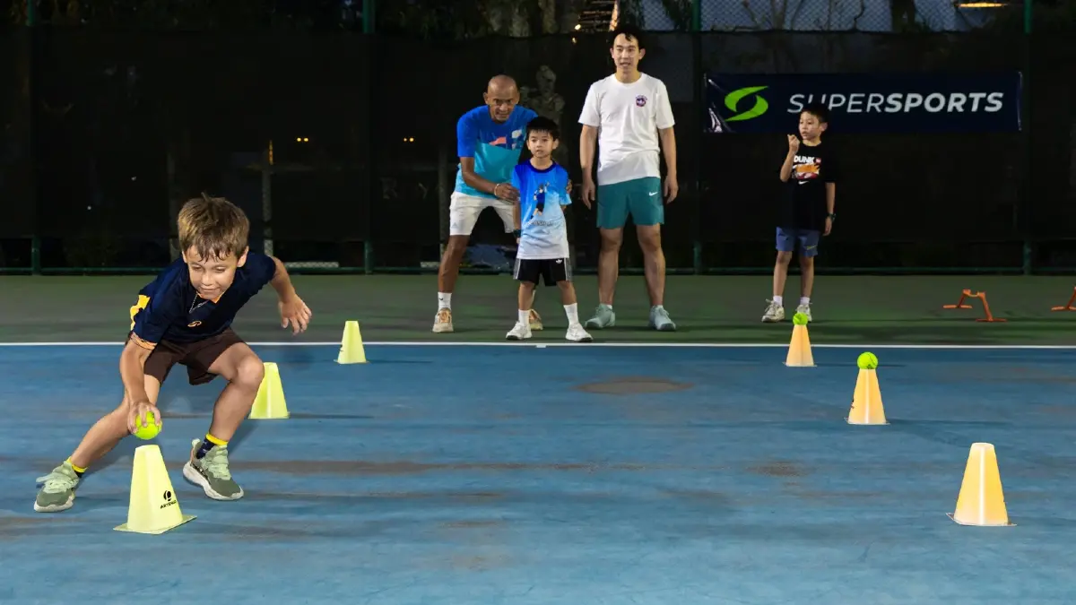 แอสเซทไวส์ จับมือ รอยัล คลิฟปั้นเทนนิสเยาวชน ดันพัทยาสู่ Sports Destination
