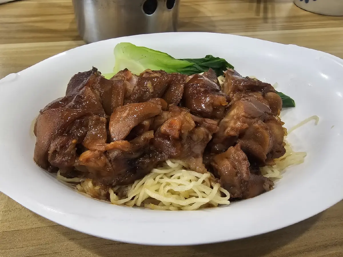 'ขาหมูบ้านไร่' อร่อยแบบไทยๆ เนื้อ-หนัง เปื่อยนุ่ม ชุ่มฉ่ำ