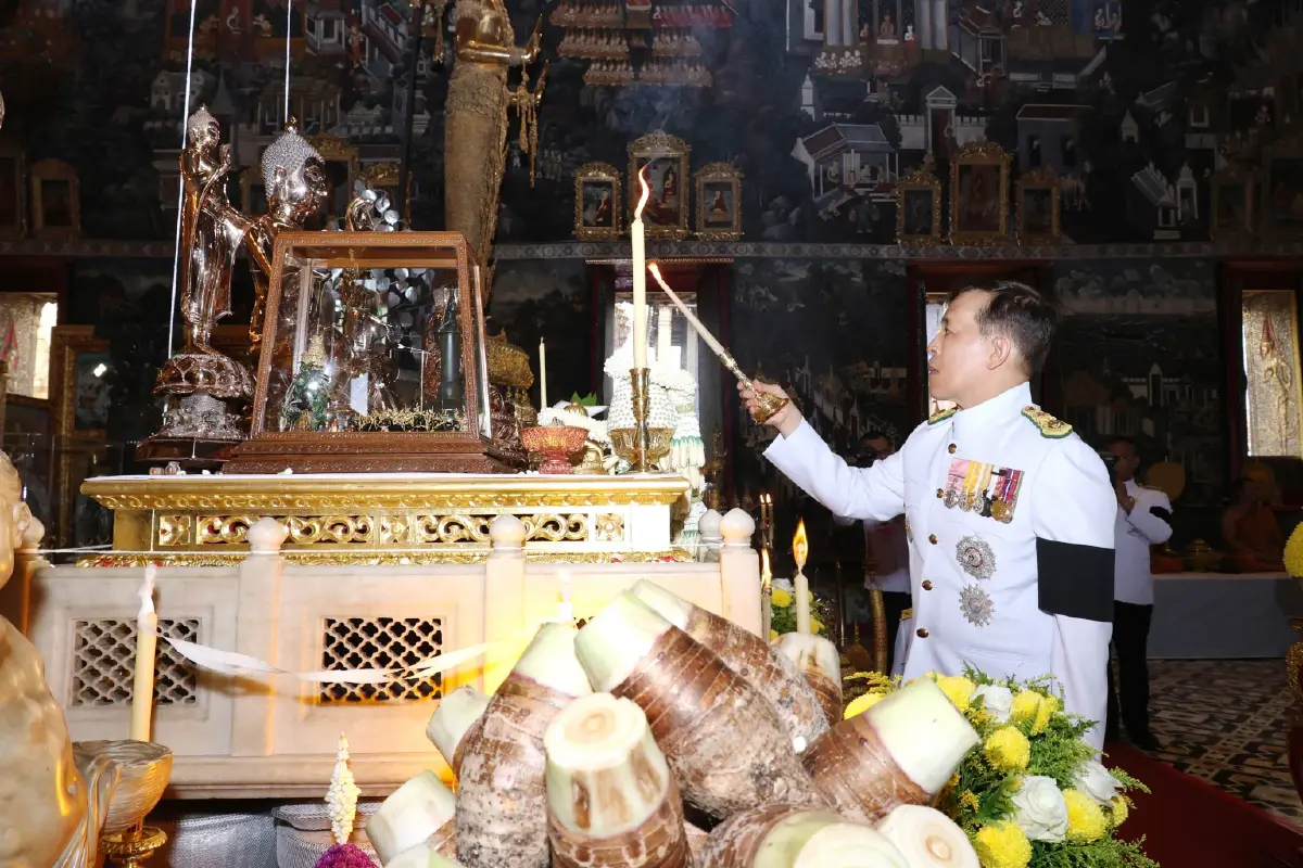 ในหลวง-พระราชินี เสด็จฯ ไปในการพระราชพิธีพืชมงคล 2569