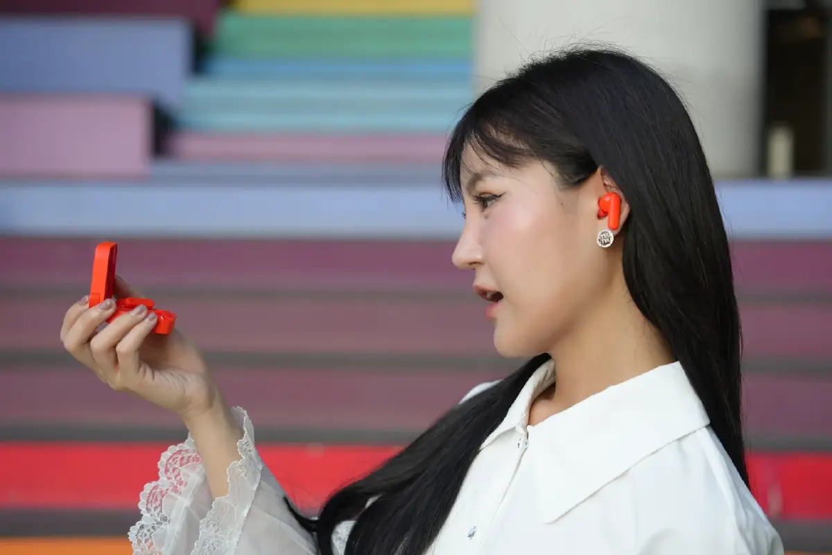 สุดจ๊าบ! รีวิว 'CMF Buds 2a' หูฟังราคาดี ดีไซน์เด่น เน้นพลังเสียง