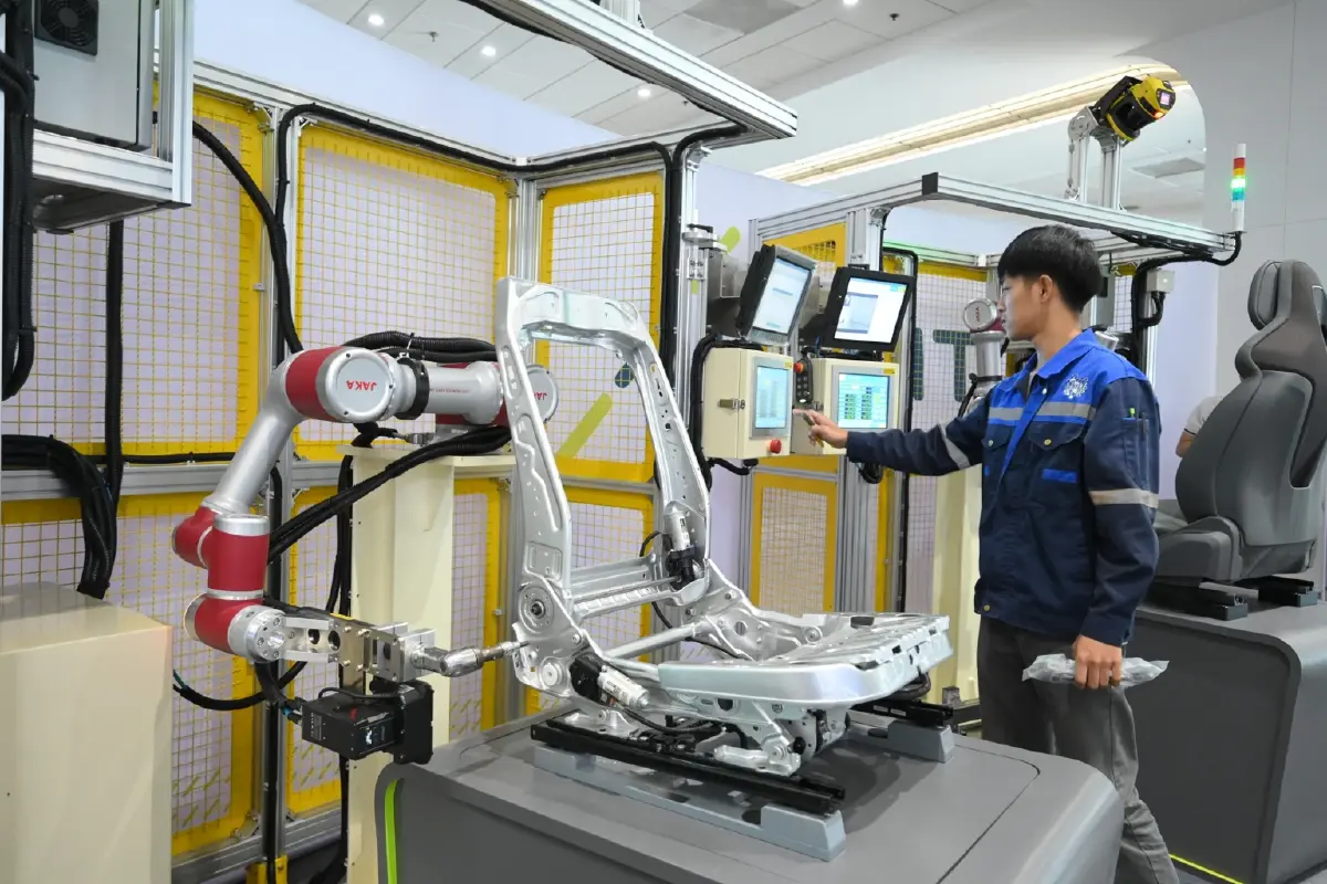 สถาบันยานยนต์ - อาร์เอ็กซ์ ไบเทค จัด Automotive Summit 2026 เตรียม ผปก. ให้พร้อมทุกมิติ