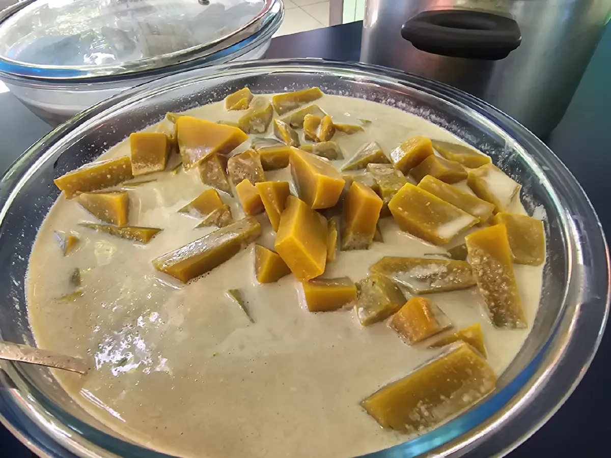 ‘บุฟเฟ่ต์ข้าวแกง' อร่อยคุ้ม 159 บาท ที่ 'ร้านครัวกลางกรุง'