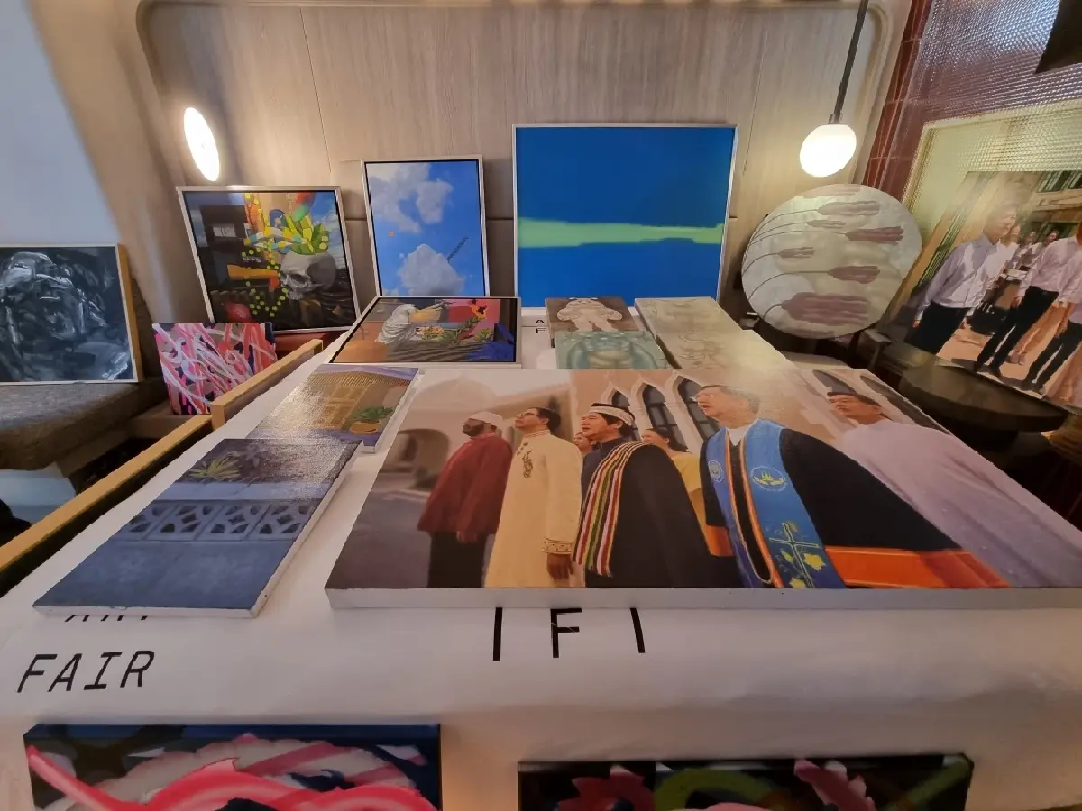 เปิดห้อง ป๊อด โมเดิร์นด็อก และ จิตรกรวันเสาร์ ใน Hotel Art Fair 2026