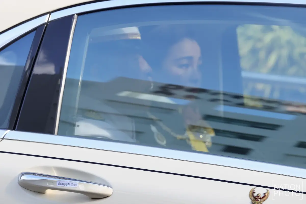 เคลื่อนพระศพ “เจ้าฟ้าพัชรกิติยาภาฯ” สู่พระบรมมหาราชวัง ท่ามกลางความอาลัยของพสกนิกร
