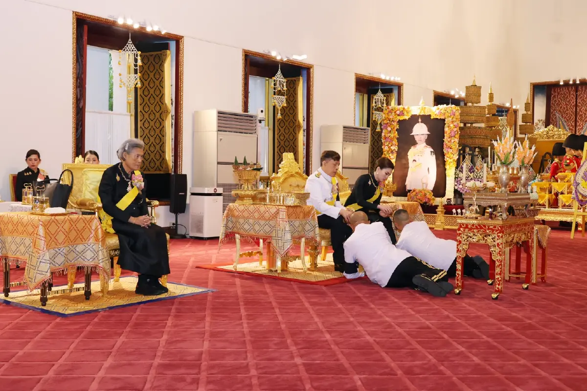ในหลวง-พระราชินี เสด็จฯ ทรงบำเพ็ญพระราชกุศลสัตตมวาร (7 วัน) พระราชทานพระศพฯ