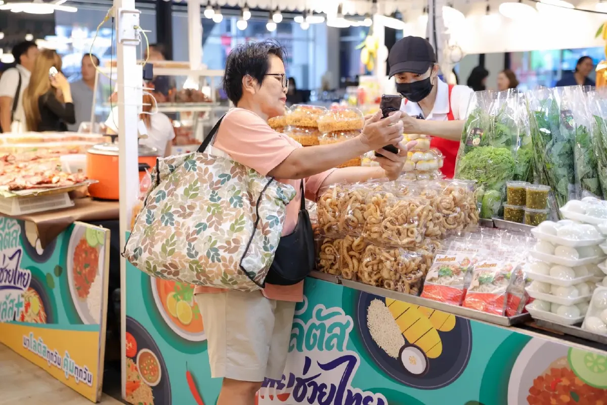 แม็คโคร–โลตัส เปิดพื้นที่ศูนย์รวมร้านค้า ‘ไทยช่วยไทยพลัส’ ร่วมขับเคลื่อนเศรษฐกิจฐานราก