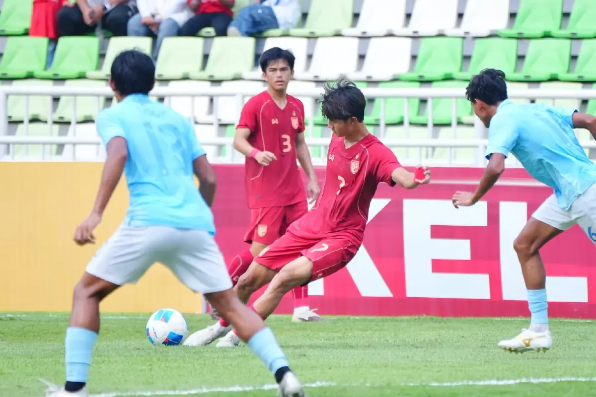 ผลบอล 'ทีมชาติไทย U19' ถล่มยับ 'กัมพูชา' 4-0 ลิ่วชิงแชมป์อาเซียน U19