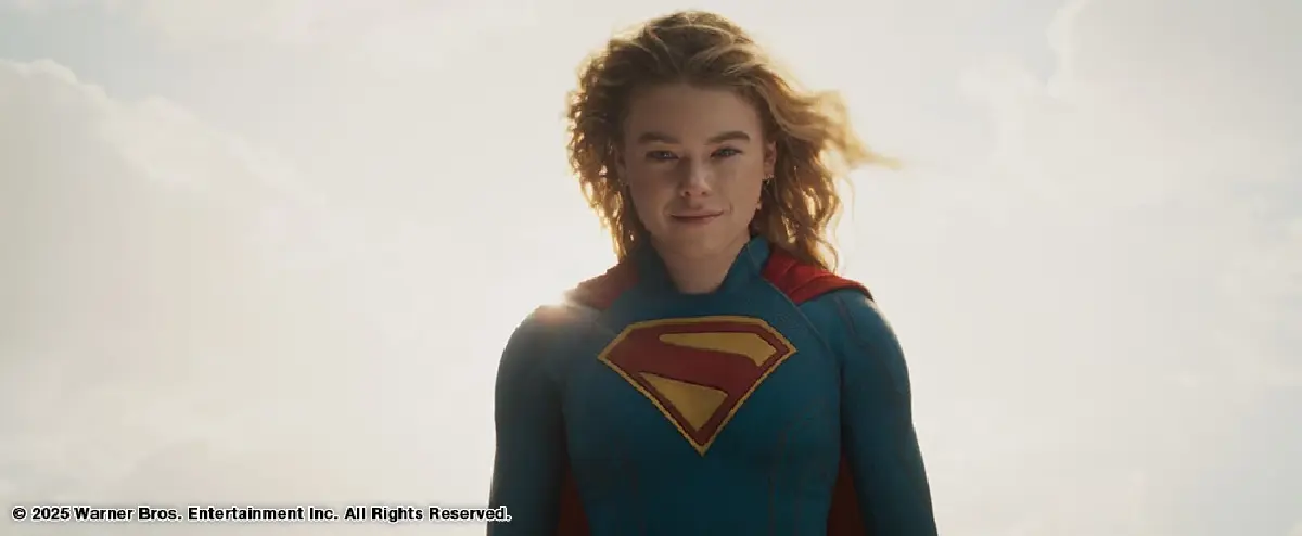 SUPERGIRL ซูเปอร์ฮีโรวัยรุ่นท่องจักรวาลเพื่อค้นหาตัวตน
