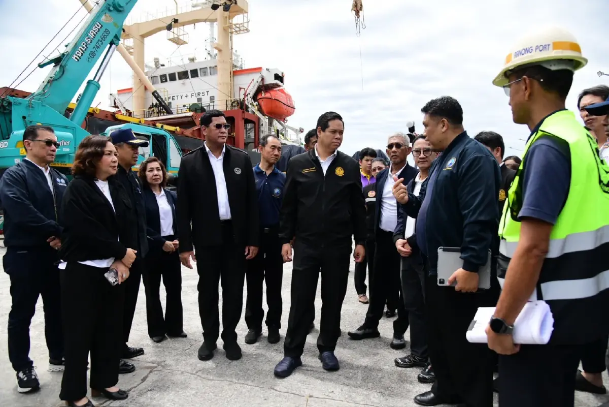 'สรรเพชญ' ดันท่าเรือระนองสู่ประตูการค้าอันดามัน โชว์ 7 เดือนตู้สินค้าพุ่ง 55%