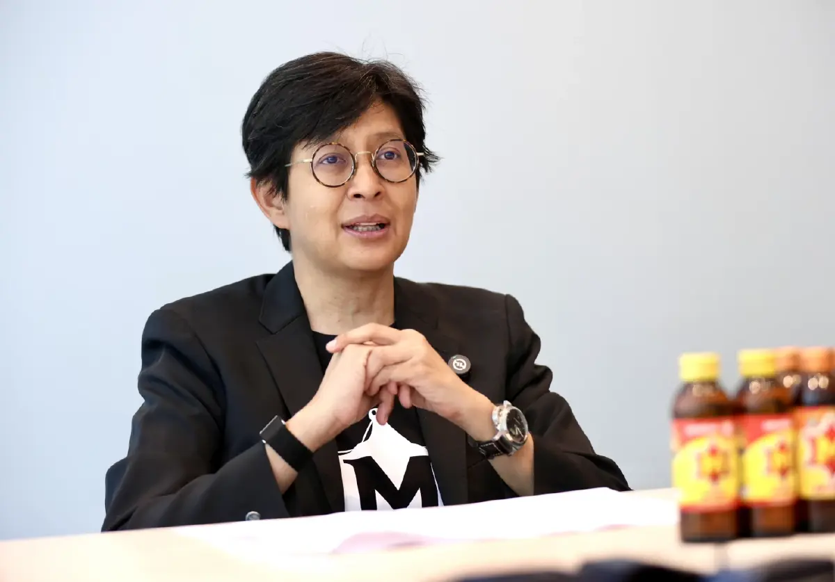 'โอสถสภา' วางหมากรบสู้เกมเร็วยุคเศรษฐกิจโตต่ำ บริหารพอร์ตมัดใจลูกค้า 2 ขั้ว 'แมส-พรีเมียม'