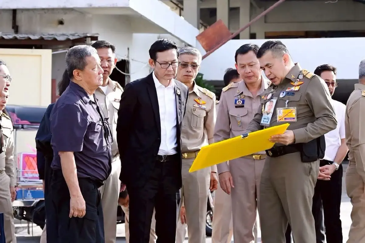 'พล.ต.ปริญ' ประจำราชเลขานุการฯ ติดตามพัฒนาริมคลองเกาะรัตนโกสินทร์