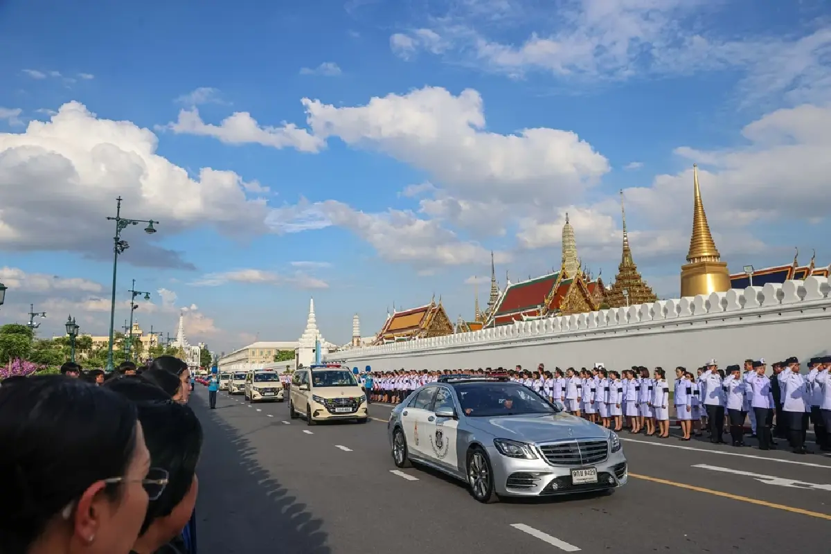 ในหลวง-พระราชินี เชิญพระศพ เจ้าฟ้าพัชรกิติยาภาฯ จากโรงพยาบาลจุฬาลงกรณ์ ไปยังพระบรมมหาราชวัง