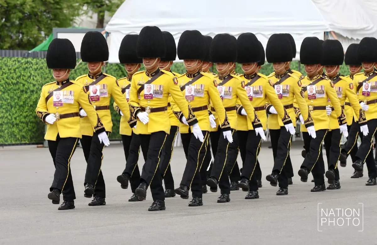 ทบ. ยิงสลุตหลวง 21 นัด เฉลิมพระเกียรติ สมเด็จพระนางเจ้าฯ พระบรมราชินี