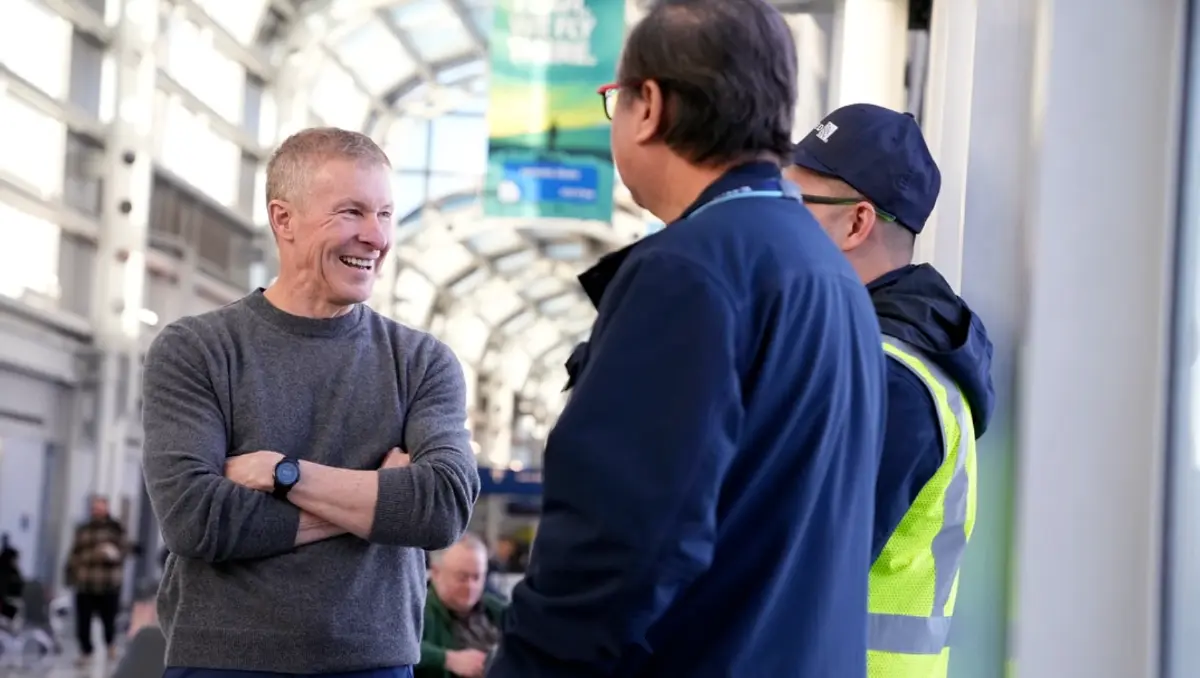 งีบหลับที่ทำงาน 20 นาที เคล็ดลับสมองเฉียบคมซีอีโอ United Airlines