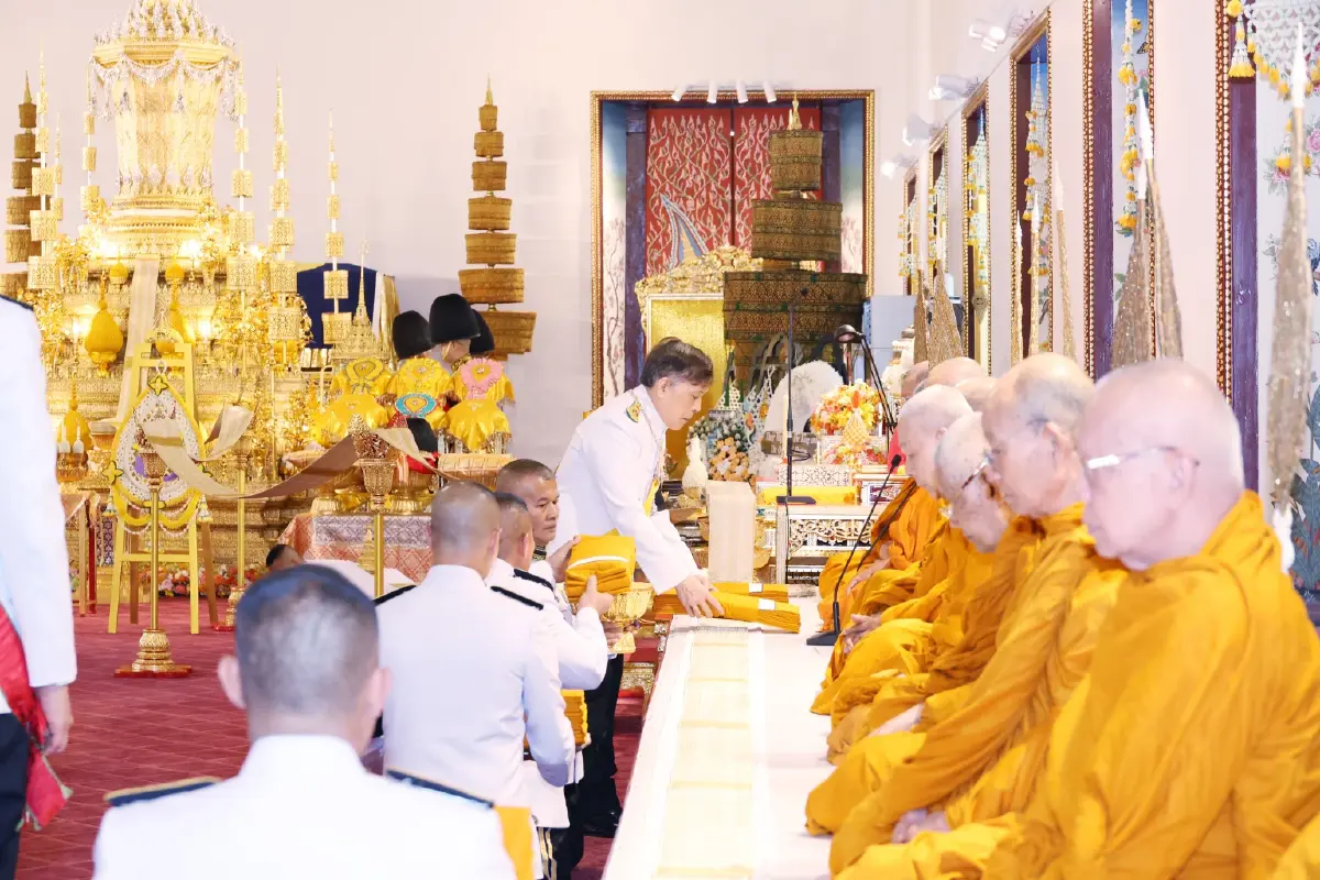 ในหลวง-พระราชินี เสด็จฯ ทรงบำเพ็ญพระราชกุศลสัตตมวาร พระราชทานพระศพ “เจ้าฟ้าพัชรกิติยาภาฯ”