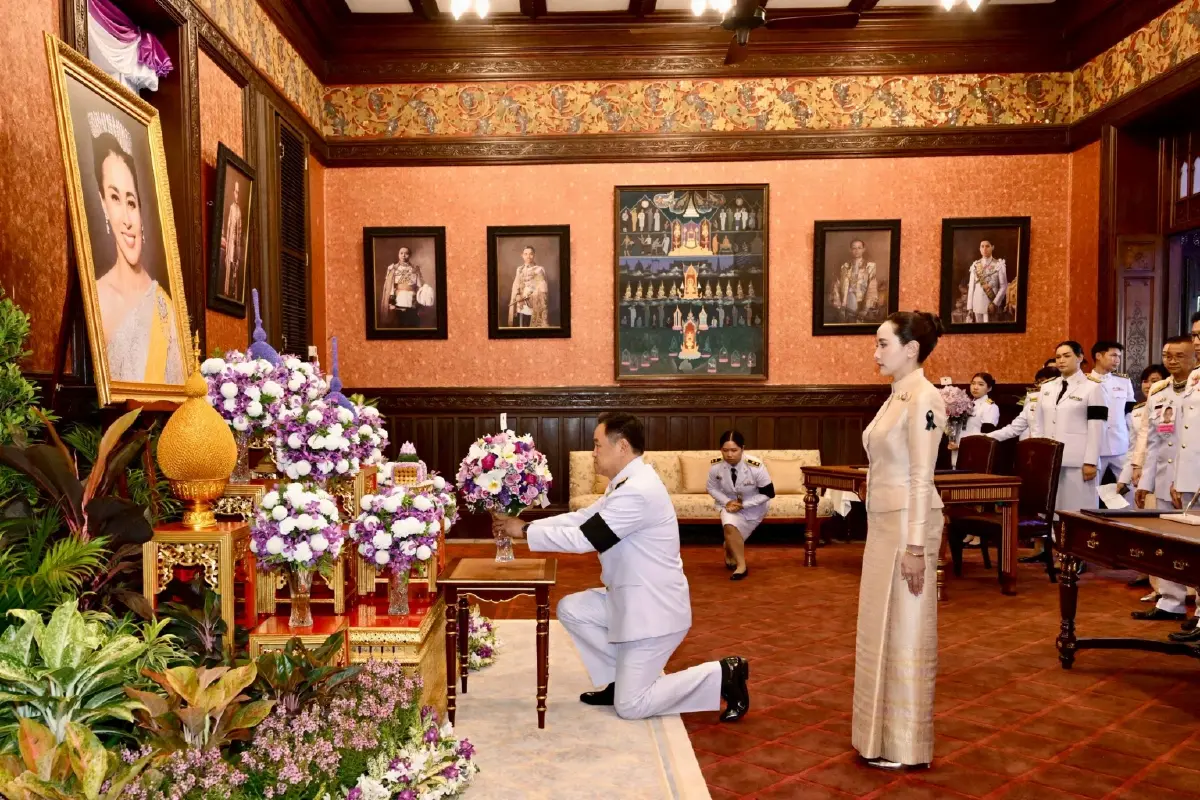 ‘นายกฯ’ ลงนามถวายพระพร ‘พระราชินี’ เฉลิมพระชนมพรรษา 4รอบ