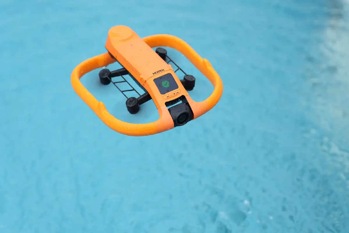 ไอเทมสายกีฬาทางน้ำ! รีวิว HOVERAir AQUA โดรนกันน้ำ บินตามอัจฉริยะ