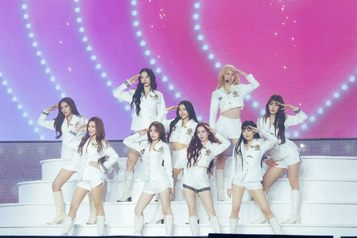 Blush Blossom 2026 รวม 16 สาวฮอต สร้างค่ำคืนแห่งการผลิบาน