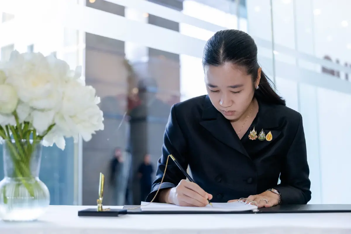 ศุภชัย เจียรวนนท์ นำครอบครัวจัดพิธีน้อมแสดงความอาลัย สมเด็จพระเจ้าลูกเธอ เจ้าฟ้าพัชรกิติยาภาฯ