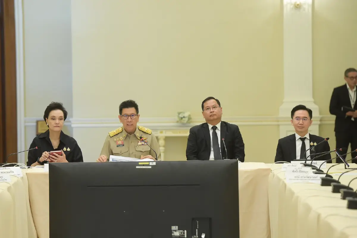 กรอ.นัดแรกกางแผนดันประเทศไทยสู่รายได้สูงใน 12 ปี ดัน 7 อุตสาหกรรม-เพิ่มศักยภาพ GDP พลิกประเทศ