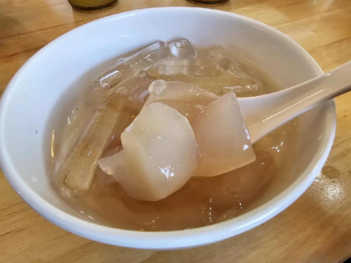 ‘บ้ายอ ก๋วยเตี๋ยวต้มยำ’ พระเอก ‘มิกค์ ทองระย้า’ การันตีความอร่อย