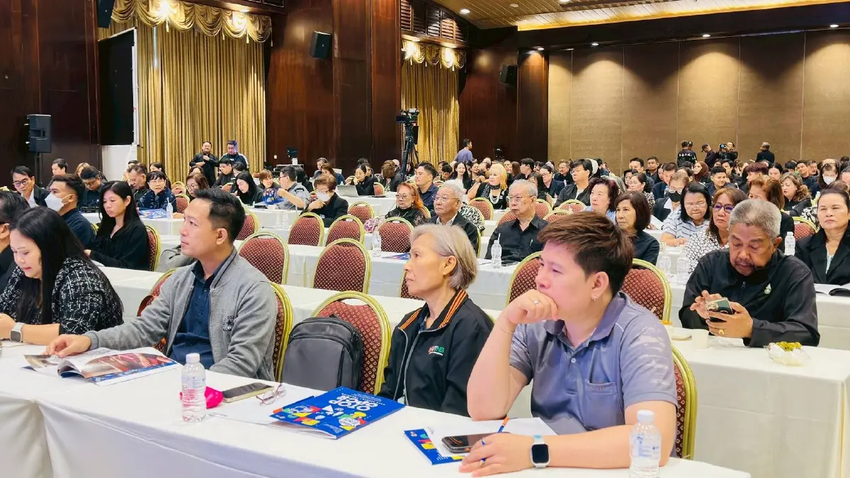 พช. ดีดนิ้วติวเข้มกรรมการ 300 กูรู ลุยจัดระดับดาว OTOP 1.7 หมื่นแบรนด์