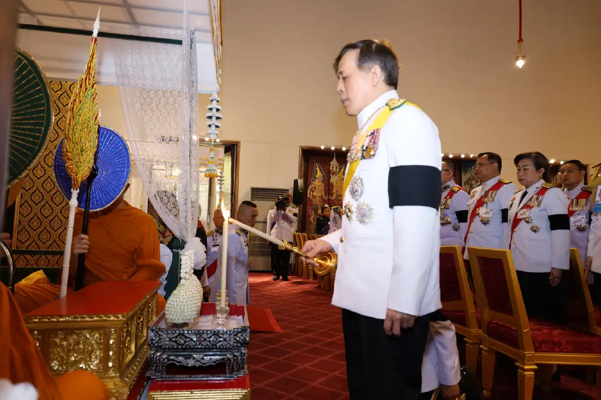 ในหลวง-พระราชินี เสด็จฯ ทรงบำเพ็ญพระราชกุศลสัตตมวาร พระราชทานพระศพ “เจ้าฟ้าพัชรกิติยาภาฯ”