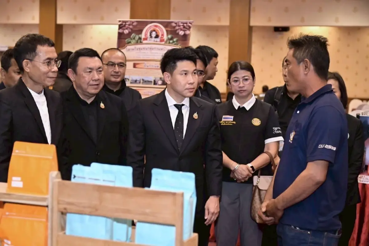 ‘ส.ป.ก. ' จับมืออภัยภูเบศร-กรีนฉัตร พัฒนาสมุนไพรในเขตปฎิรูป