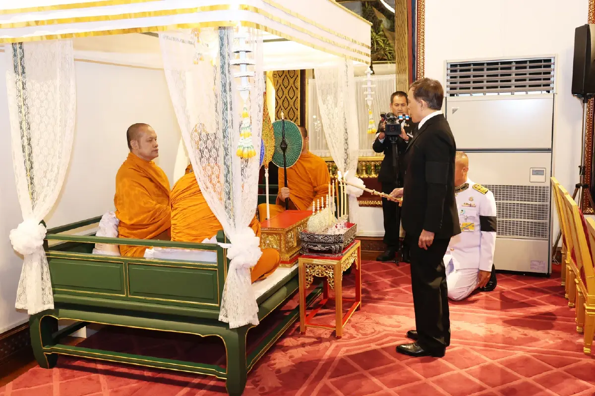 ในหลวง-พระราชินี ทรงบำเพ็ญพระราชกุศลพระพิธีธรรมสวดพระอภิธรรมพระศพ 'เจ้าฟ้าพัชรกิติยาภา'