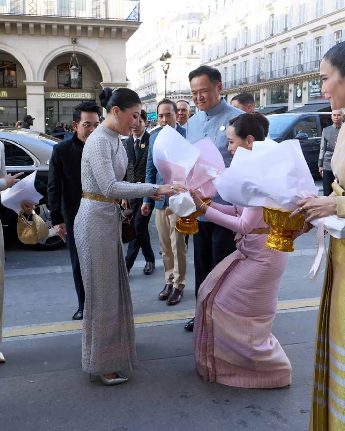สัมภาษณ์พิเศษ: เจ้าฟ้าสิริวัณณวรีฯ เบื้องหลังทรงนำ ‘La Mode en Majesté’ สู่สายตาชาวโลก