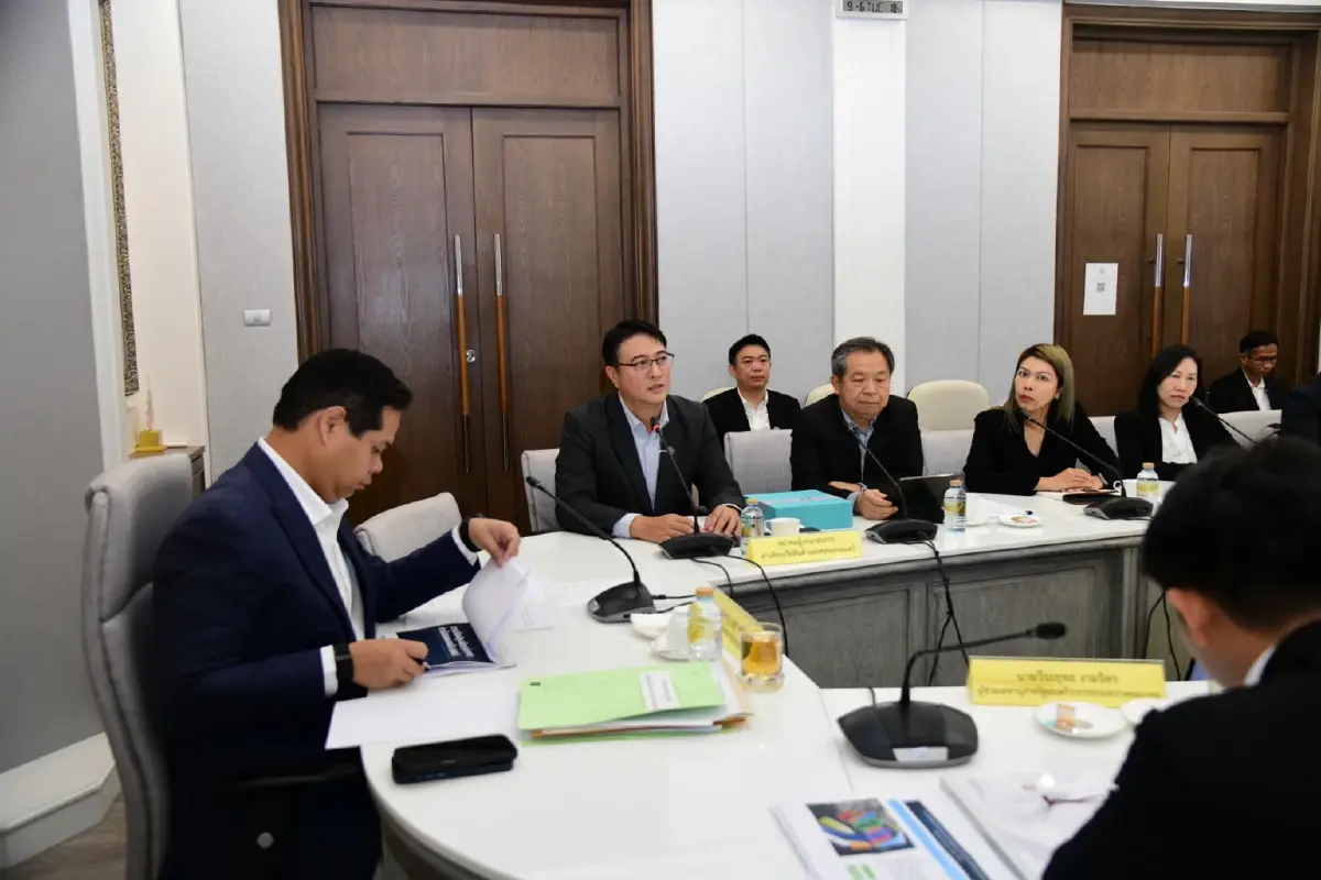 ‘สรรเพชญ’ ถกผู้ประกอบการเรือ กางแผนดัน ‘แหลมฉบัง’ สู่มาตรฐานโลก