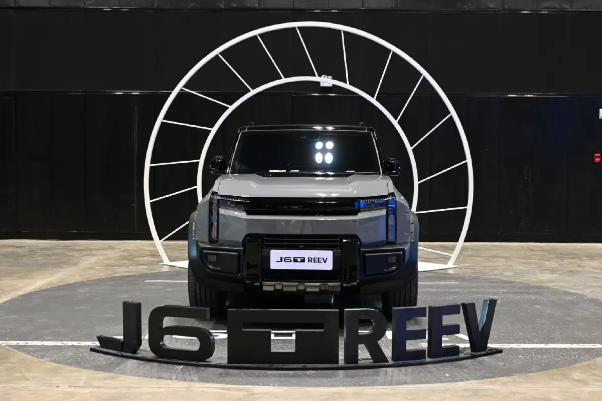 JAECOO 6T REEV ขับเคลื่อน 4 ล้อ ไม่ถึงล้าน รุ่นเริ่มต้น 8.79 แสน