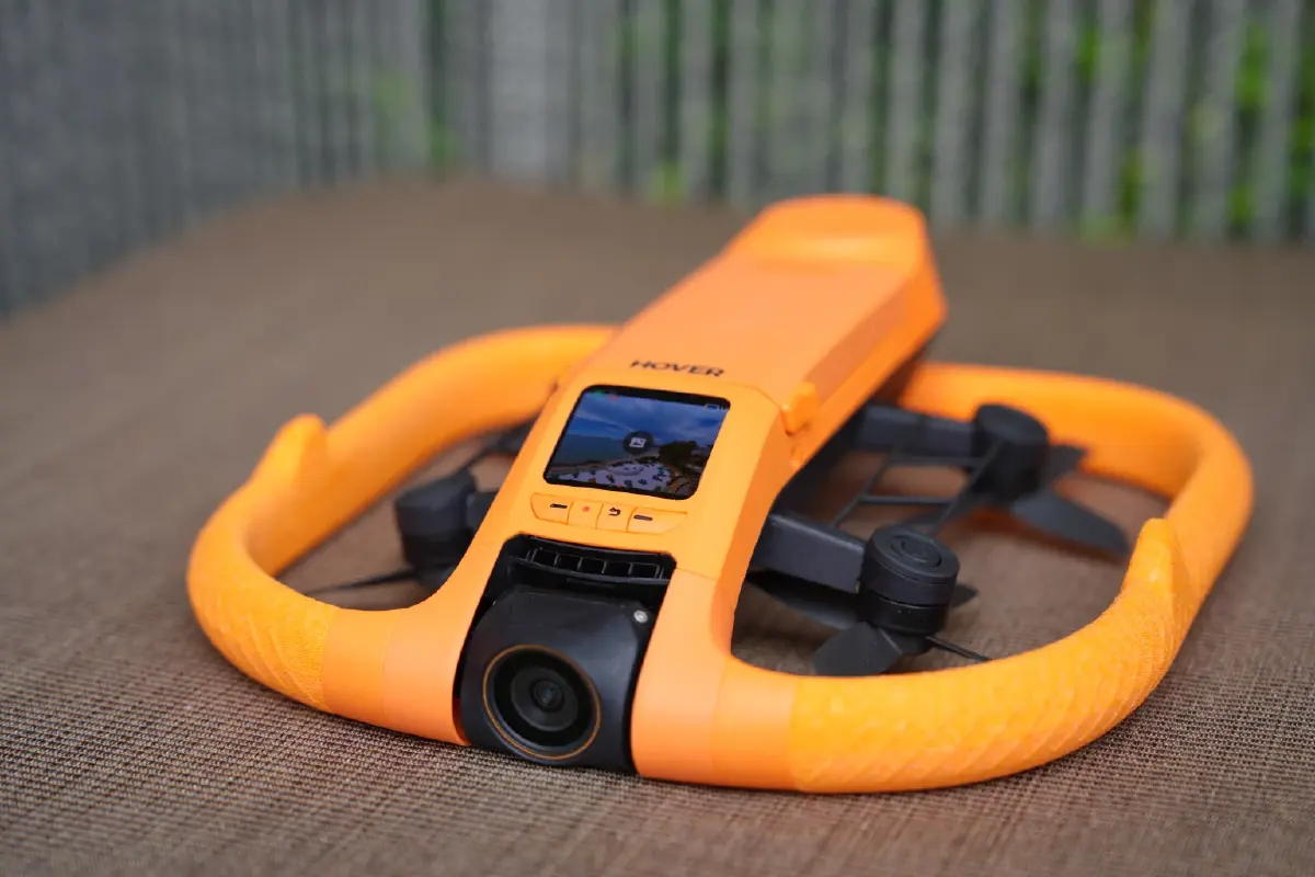 ไอเทมสายกีฬาทางน้ำ! รีวิว HOVERAir AQUA โดรนกันน้ำ บินตามอัจฉริยะ