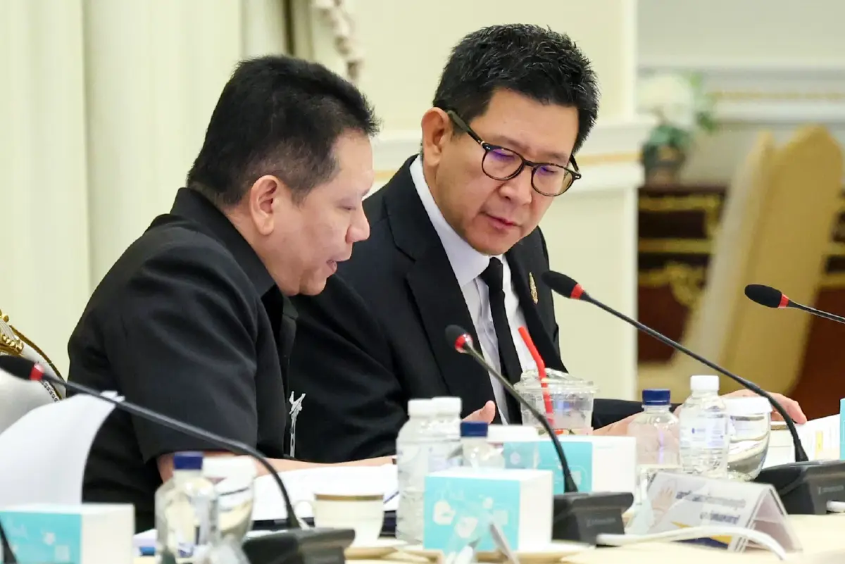 ล็อกเป้า ‘2 ร่างกฎหมายงบ’ ศึกสภาฯ รบ ‘รัฐบาลสีน้ำเงิน’