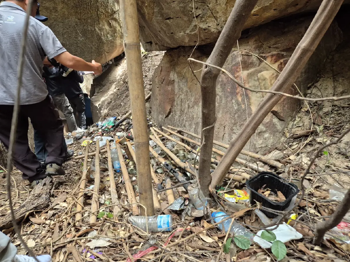 สำรวจ 'ปราสาทคนา' บันไดไม้สิ้นสภาพ พบร่องรอยกัมพูชาสลัก “กัมปูเจีย ทะเมย”
